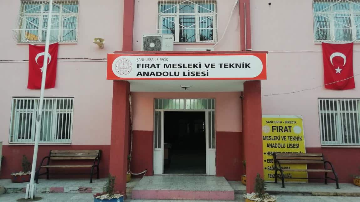Fırat Mesleki ve Teknik Anadolu Lisesi Fotoğrafı