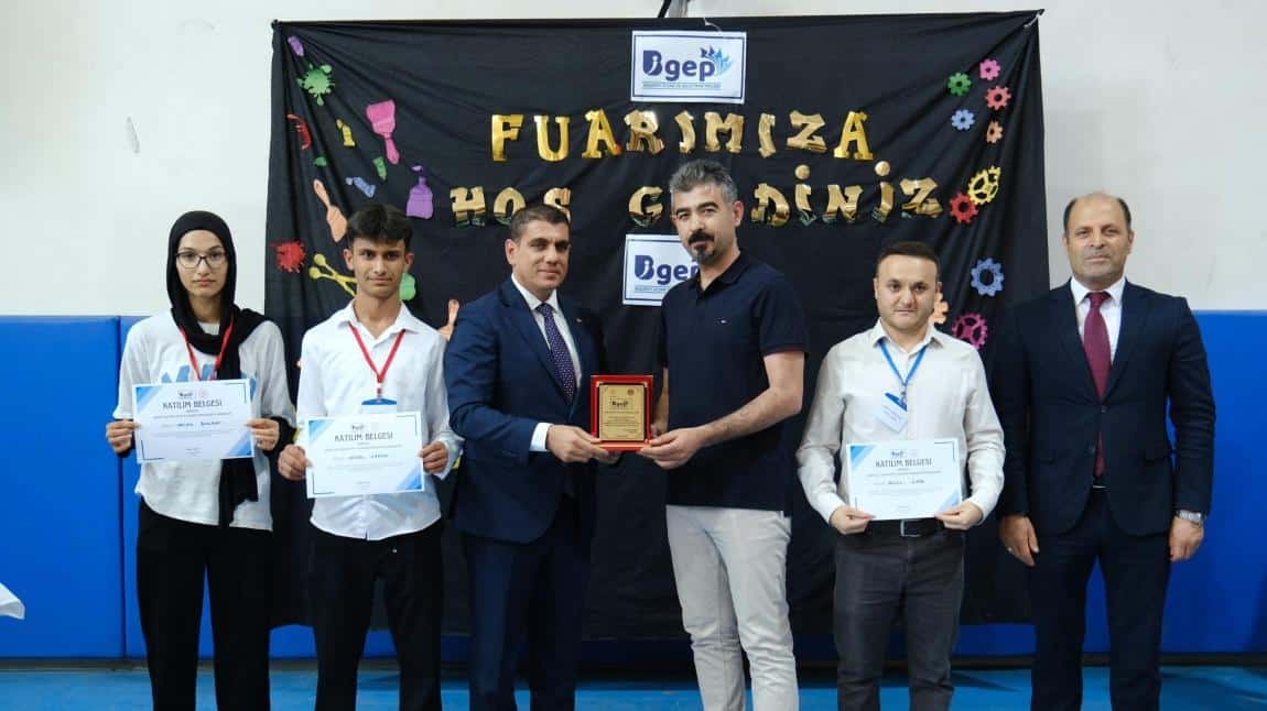İnovatif Proje Tasarım Yarışmalarına Katıldık