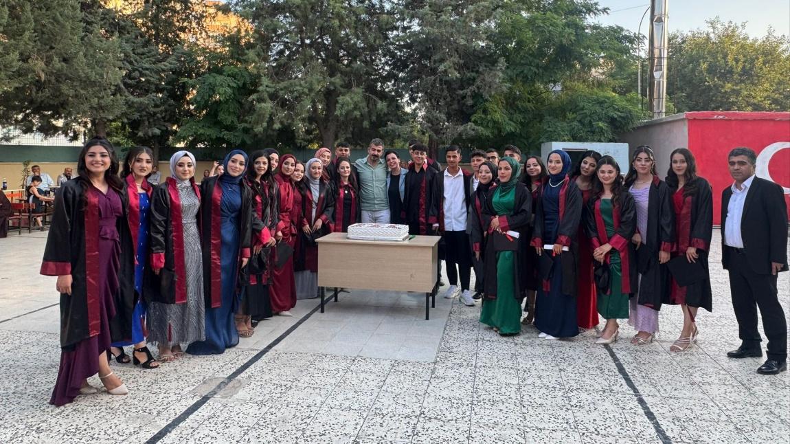 2024-2025 Dönemi Mezuniyet Programımız